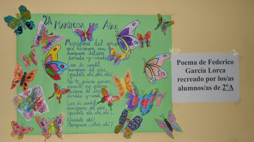 * También, los cursos 2ºA y 2º B han colaborado al proyecto aportando cada grupo un precioso mural, dirigido cada cual por su respectiva tutora, Dª Magdalena Martín y Dª Mª Jesús Falla, en