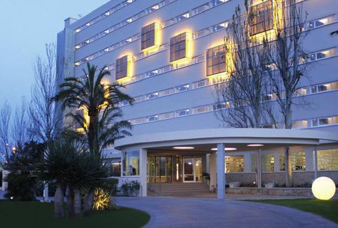 www.melia.com/es/hoteles/espana/a-coruna/tryp-coruna-hotel/index.