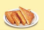 00 Split Decision Breakfast* Dos triángulos de pan francés y