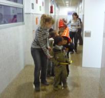 Experiencia: CEIP La Monjoia de Sant Bartomeu del Grau Ecoauditoría Cuentos a través de la radio Niños y niñas de Primaria emprenden medidas correctoras de ahorro energético para el centro educativo