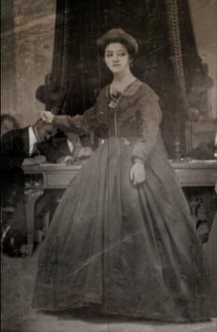 1887: Matilde Montoya: primera médica.