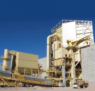 Equipos de Minería de Superficie Tenova TAKRAF suministra equipos para la extracción, transporte y descarga continuadas.