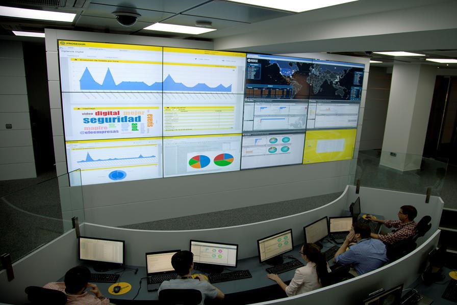E&T ha desarrollado una línea de servicios centrada en la gestión de la ciberseguridad, incluyendo la prevención, detección y respuesta a ataques.