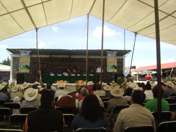 En el tema de comercialización; este año, se realizaron acciones tendientes a fortalecer la participación de los productores agroalimentarios tlaxcaltecas en los mercados nacional e internacional, a