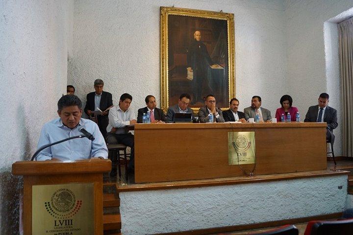 Comisión Permanente del 23 de Agosto En Comisión Permanente del H. Congreso del Estado de Puebla, el Grupo Legislativo del PRI, presentó el exhorto al H.