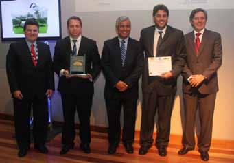 premios especiales: Premio a la Innovación Corporación de Desarrollo Agrícola del Monte S.A. (BANDECO) Cemex de Costa Rica S.A. Premio por la proyección solidaria en salud y seguridad ocupacional Boston Scientific R.