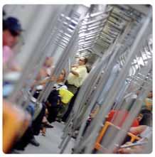 o En el mes de diciembre se anunció el trazado de la nueva línea de Metro: Línea 6, que unirá Cerrillos con Las Condes.