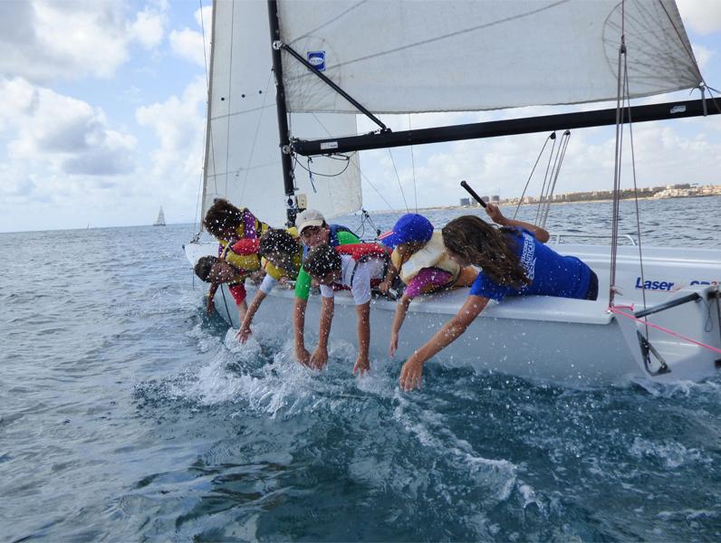 Disfrutando del mar En la XPERT Nautical Week los alumnos disfrutan aprendiendo: Introducción al vocabulario