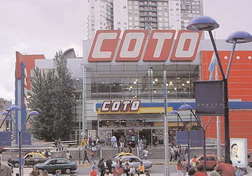 Formatos Coto opera una estrategia multiformato a través de sus hipermercados, supermercados, minimercados y almacén.