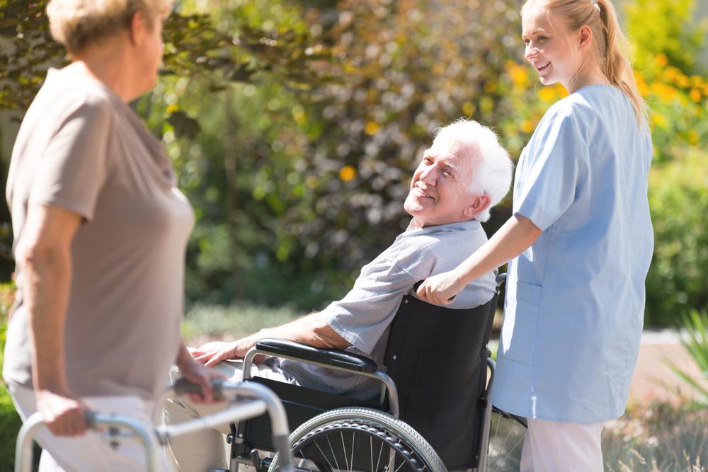 Programa para cuidadores de personas mayores y dependientes OBJETIVOS Con este programa aprenderás a:» Tener una mayor consciencia de cómo cuidar» Cuidar desde las necesidades físicas hasta las
