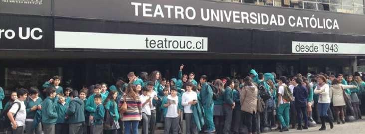 historia Fundado en 1943, el Teatro UC ha marcado un hito en la historia del teatro chileno.