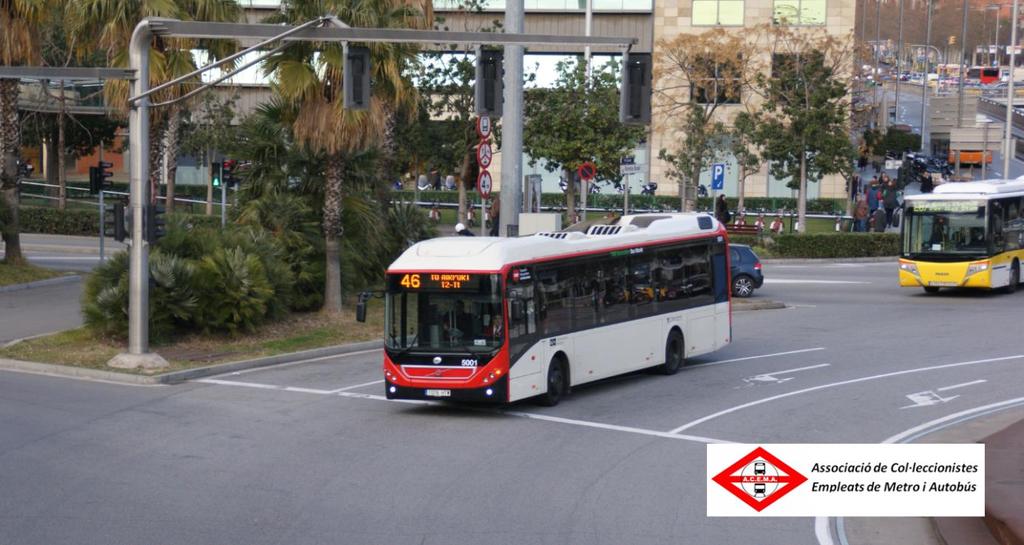 Autobús híbrido Volvo de la serie 5000 Un total de 8 autobuses son los que actualmente prestan servicio en la línea con un intervalo de paso por las paradas de 12 minutos los días laborables.