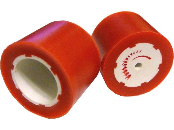 Las ruedas también fueron compradas en el mismo lugar como las baterías de polímero de 360 mah. http://www.fingertechrobotics.com/proddetail.ph p?prod=ft-spark16 http://www.fingertechrobotics.com/proddet ail.