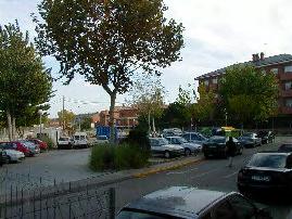 Inventari zones verdes urbanes Sant Quirze del Vallès Fitxa número 12 Aparcament del pisos 18/11/22 Ubicació: C/ Bellaterra-c/Sabadell-Rda.