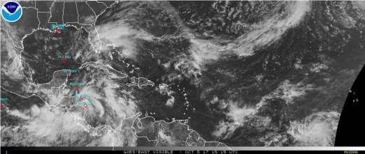19 Figura 14. Imágenes satelites del ciclón tropical Nate. Arriba: imagen de las 18.3UTC del 4 de octubre, cuando todavía era una depresión tropical frente a la costa de Nicaragua.