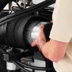 necesita! Es fácil inspeccionar, limpiar o sustituir el filtro de aire del motor, sin necesidad de herramientas.
