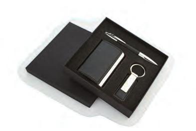 Llavero: x,5 cm. Empaque: 0 unidades en caja negra individual.