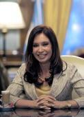 Cristina Kirchner - argentina - 19/02/53 - presidenta Robson de Souza - Robinho - brasileño - 25/01/84 -