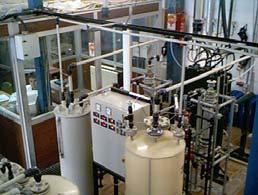 Actualmente, la tecnología sonoquímica se usa en el tratamiento de disoluciones acuosas o suspensiones de: CCl 4 CH 3 I R 2 CHCl Cl 3 CCH(OH) 2 C 6 H 5 Br RCO 2 H C 5 H 5 N RCH 2 NH 2 Cianuros y