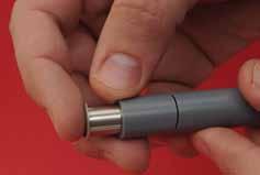 recomienda marcar el tubo con un rotulador utilizando como referencia las marcas de la pieza o las del tubo.
