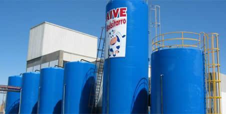 HISTORIA En el año 1997 se inaugura también la moderna planta de Majes en Arequipa con la finalidad de acopiar y evaporar la mejor leche