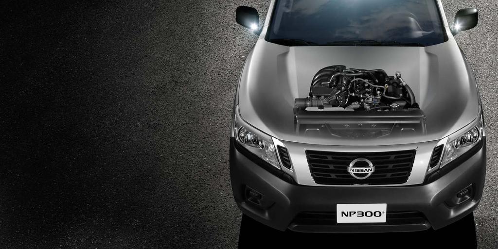 EXCELENTE DESEMPEÑO EN TUS RECORRIDOS Gracias a su nuevo motor QR25 y transmisión manual de 6 velocidades, la nueva Nissan NP300 optimiza el consumo de combustible ofreciendo un excelente desempeño