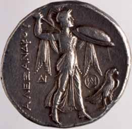 Reverso: Atenea Alkidemos avanzando a la derecha con escudo y lanza; en el campo a la derecha, monograma y águila