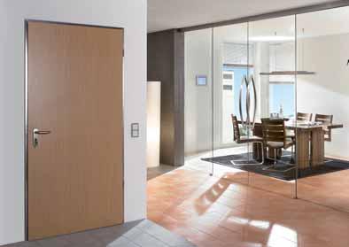 Disfrute de la calidad con Hörmann Puertas de entrada Refinados objetos que atraen las miradas: las puertas de entrada de aluminio con aislamiento térmico que ahorran energía.