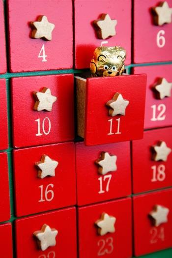 El Calendario de Adviento consiste en 24 casillas correspondientes a cada día desde el 1 al 24 de diciembre.