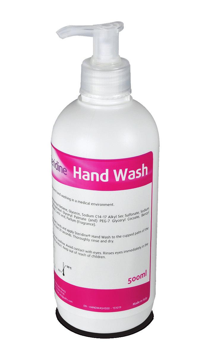manos Steridine Hand Wash Loción limpiadora para el lavado frecuente de las manos en entorno médico.