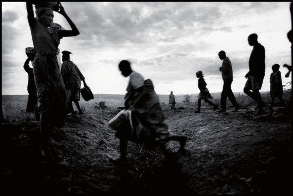 Genocidio Japones en Nanking de Ruanda Región de Ngara, cerca de la frontera con Ruanda, 1994.