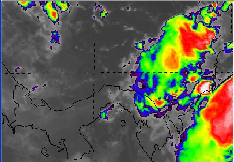 Según las imágenes del satélite, el radar, el detector de descargas eléctricas, y la información de las estaciones meteorológicas, se observan celdas de nubes de tormentas sobre el mar Caribe y sobre