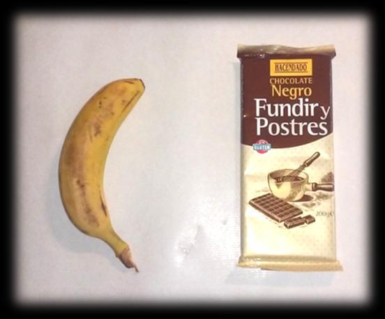 Pincho de plátano con chocolate INGREDIENTES Y UTENSILIOS - Un plátano.