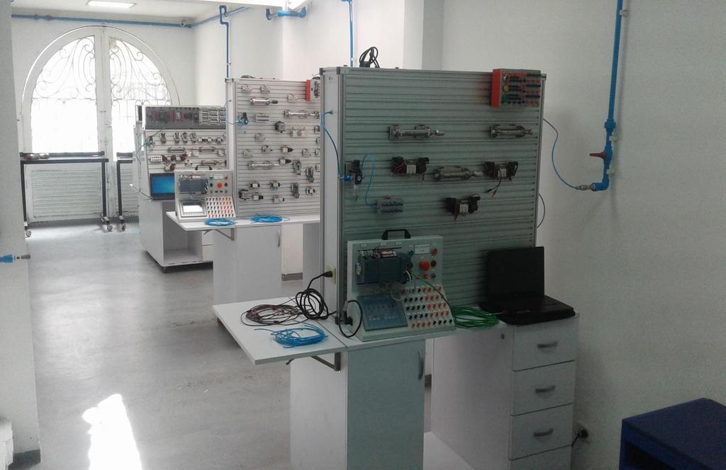 Los laboratorios de electrónica ubicados en la sede A y sede D tienen la capacidad de atender simultáneamente 270 estudiante.
