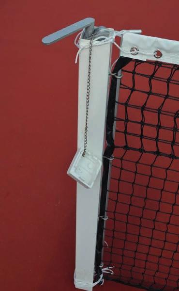 Poste de Tenis con Anclaje - Perfil 80 x 80 El poste de tenis cuadrado con anclaje está hecho de perfil de aluminio especial.