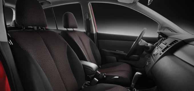 Para que experimentes el placer de cualquier trayecto con total seguridad, Nissan Tiida HB tiene atributos tecnológicos como frenos