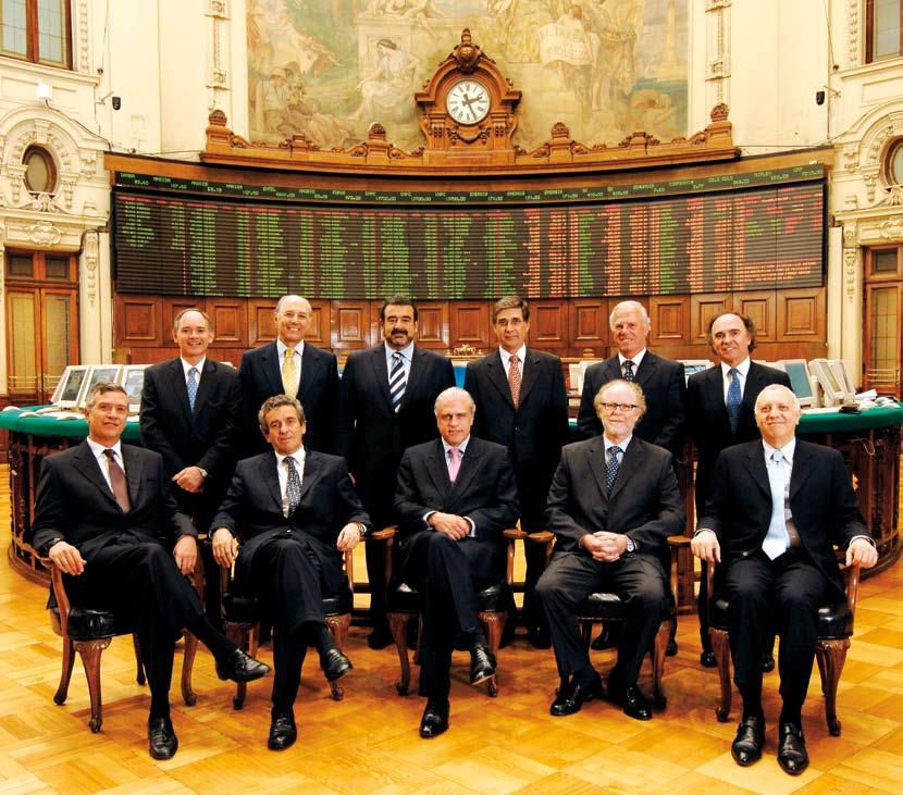 2006 Directorio Board of Directors Sentados / Seated Sr. Luis Enrique Yarur Rey, Director Sr. Leonidas Vial Echeverría, Vicepresidente / Vice-Chairman Sr.