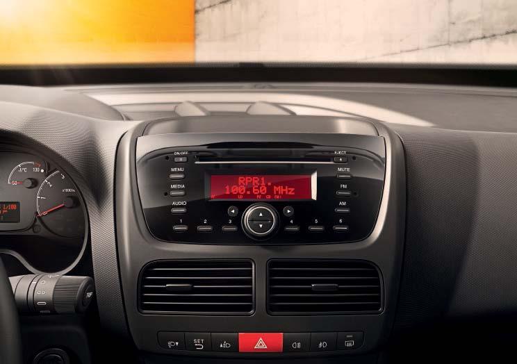 3. 4. 3. Radio CD 50. Con lector multimedia, USB 2.0, entrada auxiliar de audio y conectividad Bluetooth.