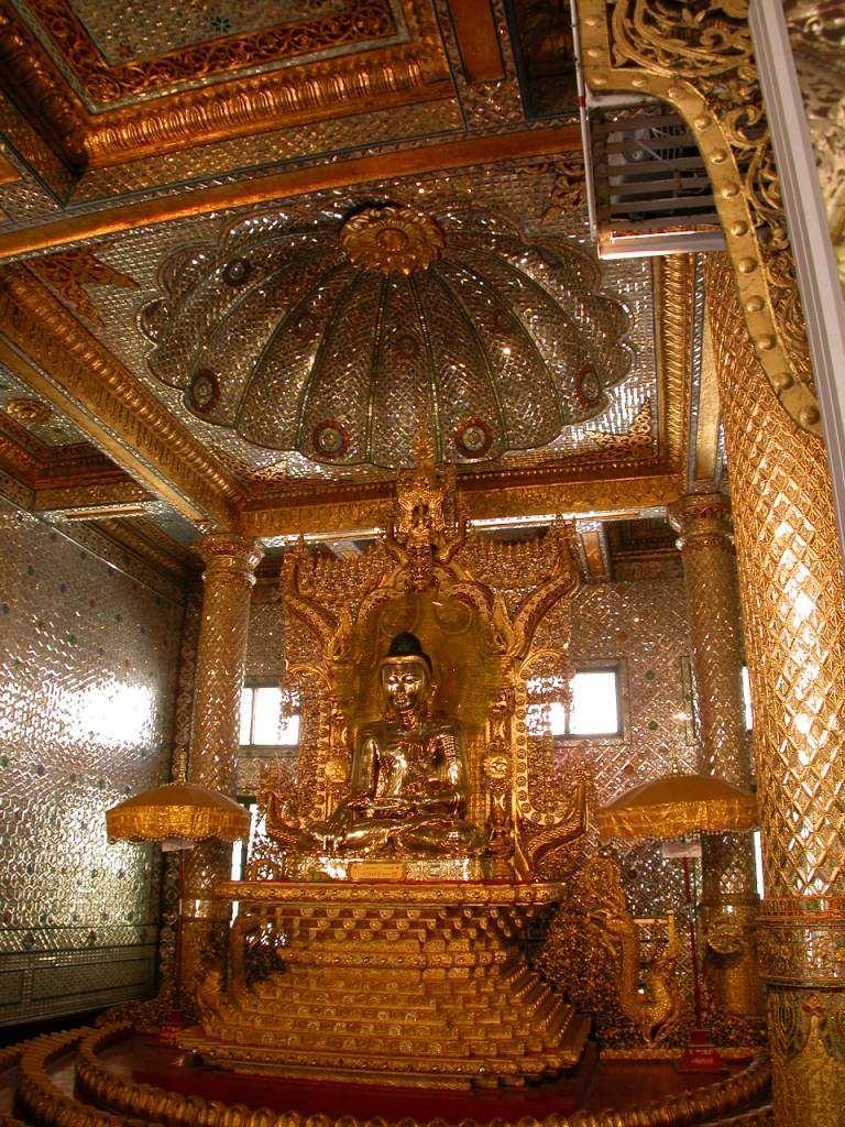 Yangon - La hermosa Pagoda Botataung,