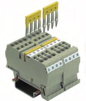 ZQV 35-10, ZQV 35-16 y ZQV 16-10 como puente de conexión transversal reductor que distribuye la corriente desde los bornes con mayor sección a los bornes con una sección menor. ZQV 2.