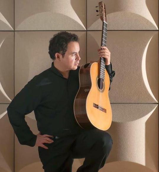 Jueves 15 Concierto de guitarra Rafael Elizondo Representación ICBC, 19:00 horas El concertista de guitarra bajacaliforniano Rafael Elizondo, es uno de los representantes musicales más destacados de