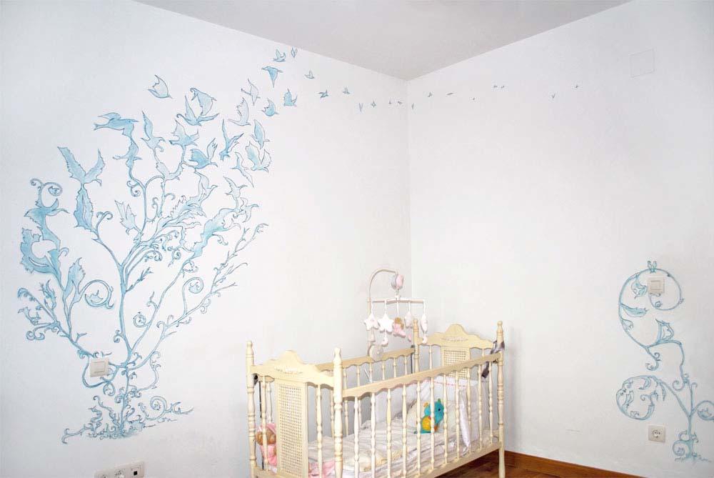 HABITACIÓN_INFANTIL Este mural se realizó para el cuarto de una niña de pocos meses, con la idea de que al crecer no resultara