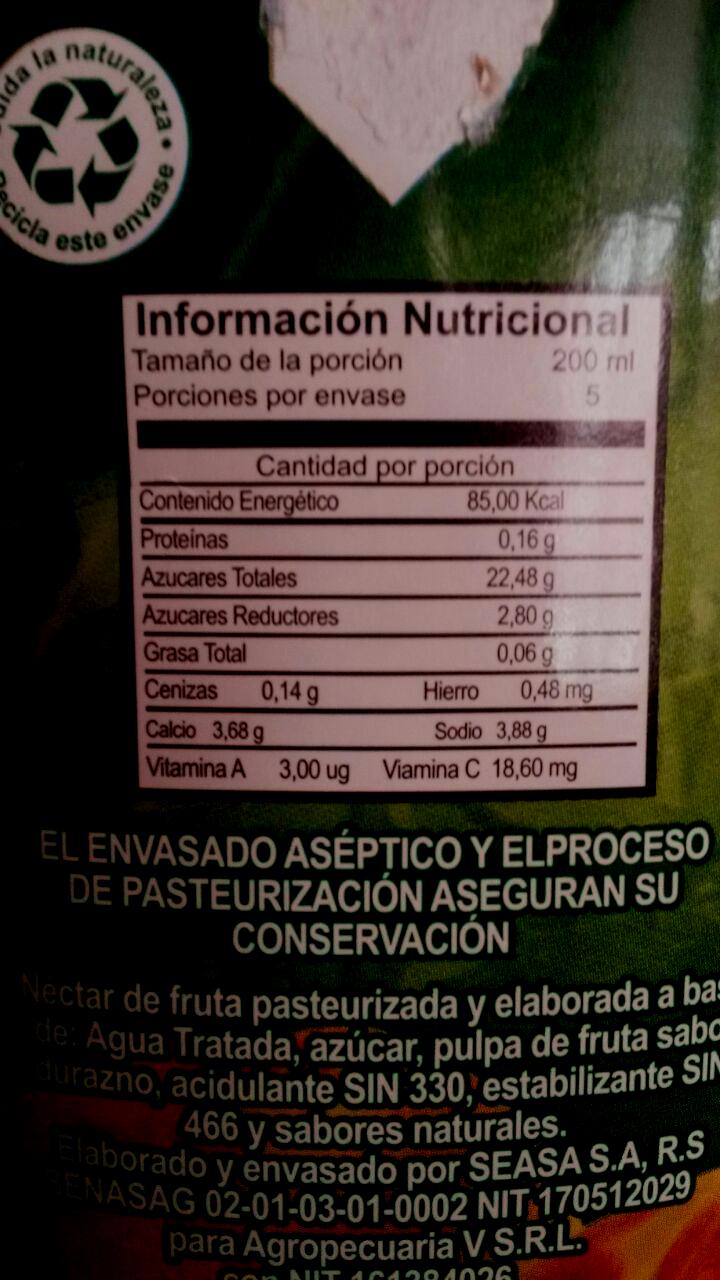 INFORMACIÓN NUTRICIONAL EN LOS ENVASES Muchas veces vemos este tipo de tablas o etiquetas en los