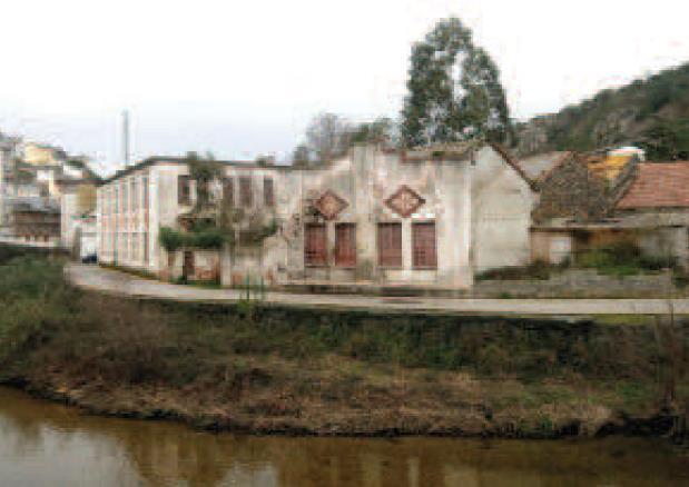 Localización Tipología: Bloque Tipo: Residencial, 2ª residencia pesquera Municipio: Luarca, Valdés Provincia: Asturias