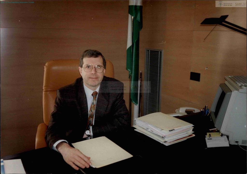 Josep Sala i Montero com alcalde a la taula de ponències de les Jornades Turístiques Lloret 2000.