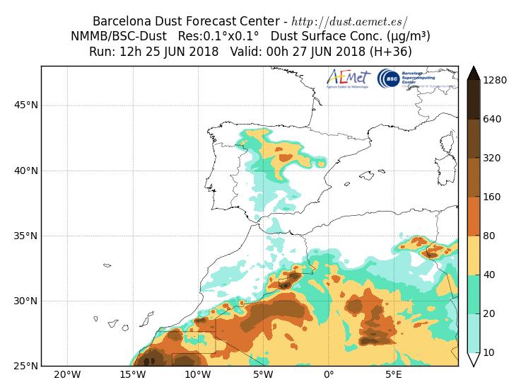 Concentración de polvo (μg/m 3 ) predicha por el modelo NMMB/BSC-Dust para el día 27 de junio de 2018 a las 00 UTC (izquierda) y a las 12 UTC (derecha). Barcelona Dust Forecast Center.