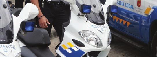 Isla de Lanzarote Por su parte, los Cuerpos de las Policías Locales de la isla de Lanzarote disponen de un total de 101 vehículos, de los cuáles 42 son turismos, 15 son