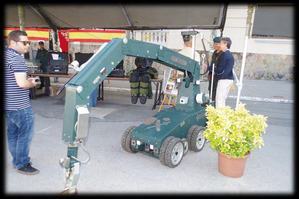 EXHIBICIONES DINÁMICAS: Robot para desactivación de explosivos de la