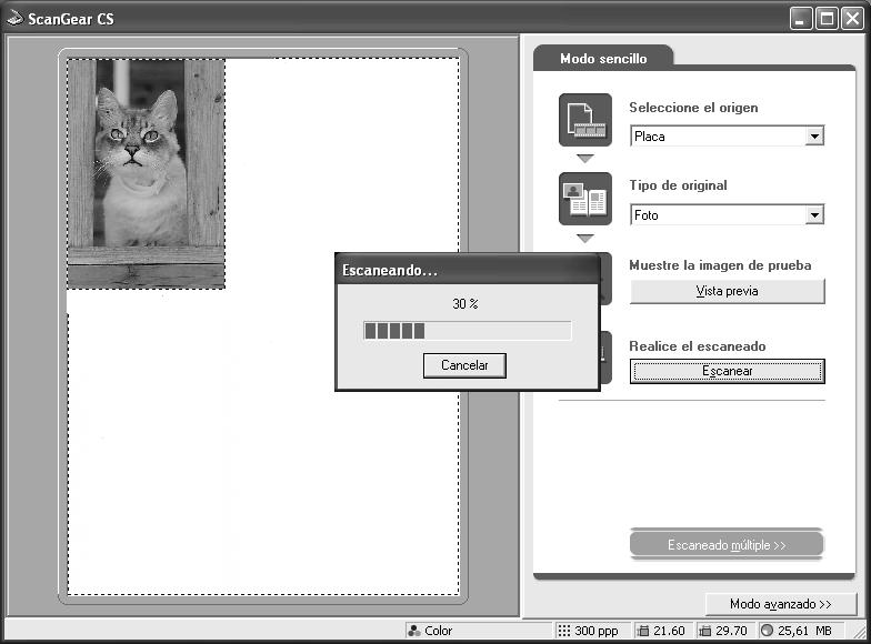 Escaneado de prueba 7 Haga clic en [Escanear]. Se iniciará el escaneado final. 8 Haga clic en o (cuadro de cierre) en la ventana de Scangear CS, para cerrarla.