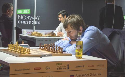 O site do Xadrez -19/35 Norway Chess R4: solo Karjakin gana 08/06/2014 La 4ª ronda fue relativamente tranquila, comparada con las anteriores.